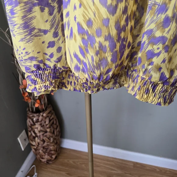 Jennifer Lopez Blouse sz Small - Picture 5 of 6